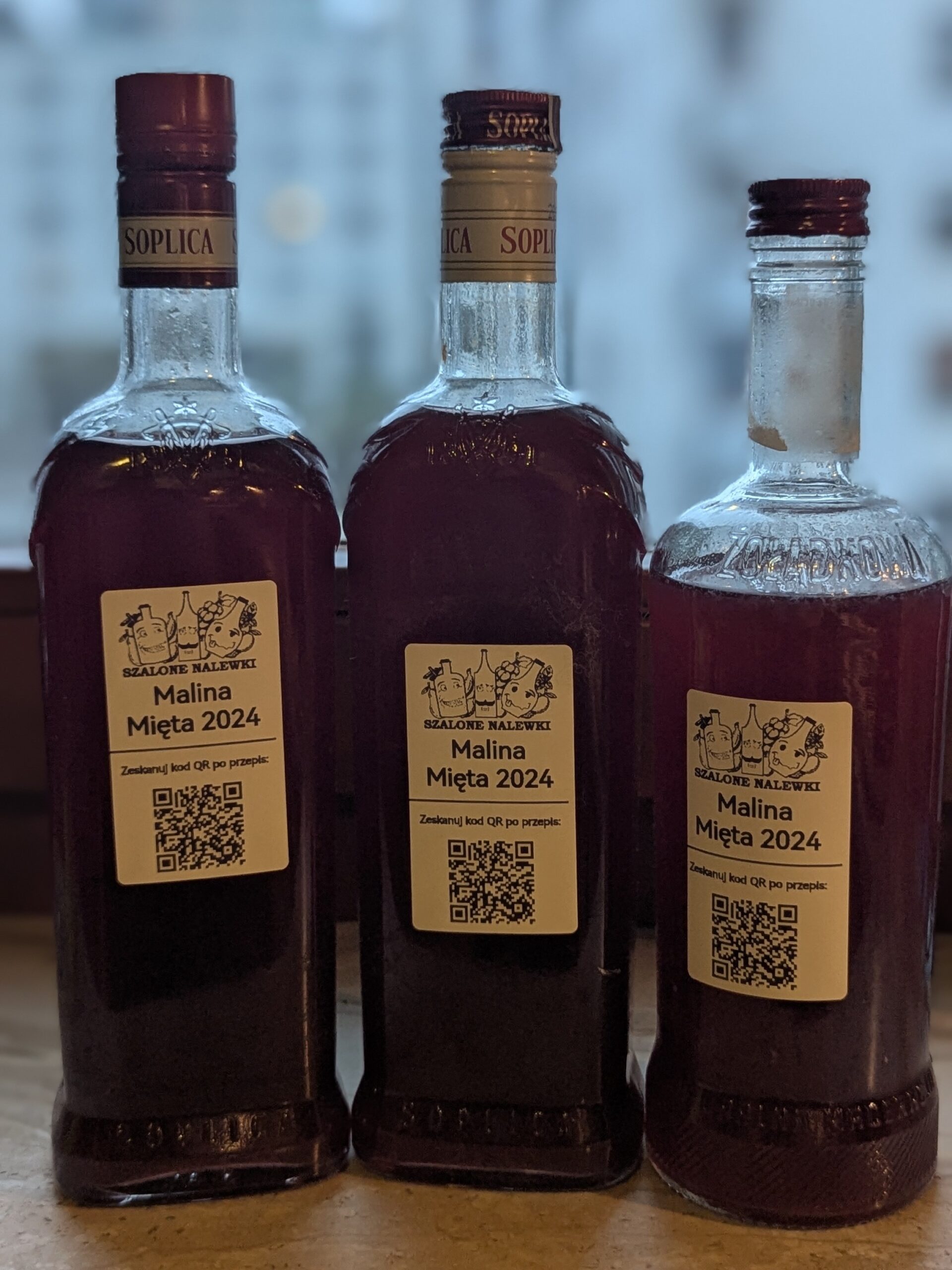 Nalewka malinowa z miętą